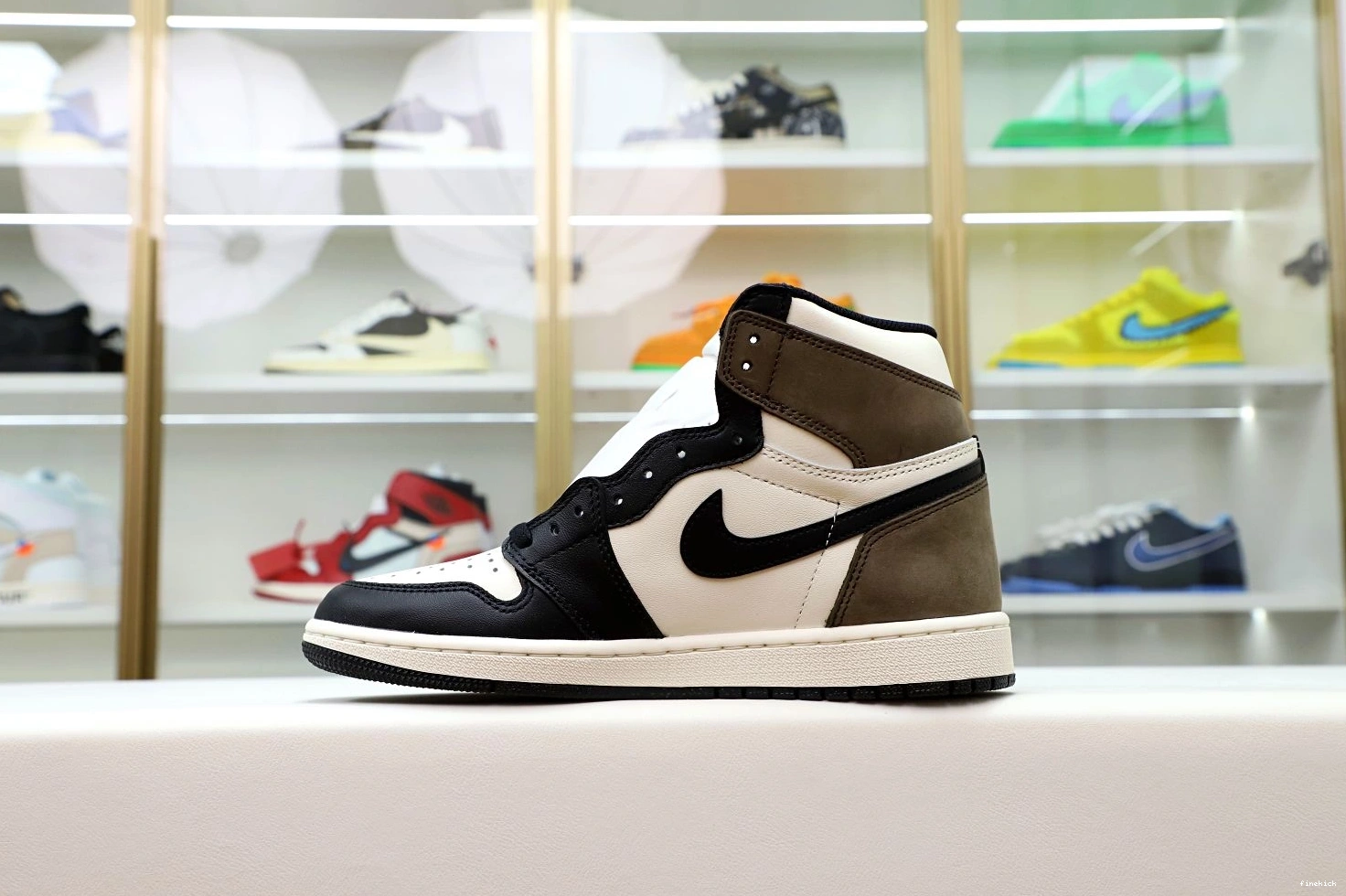 OG MOCHA' AIR 'DARK RETRO HIGH 1 JORDAN 1231